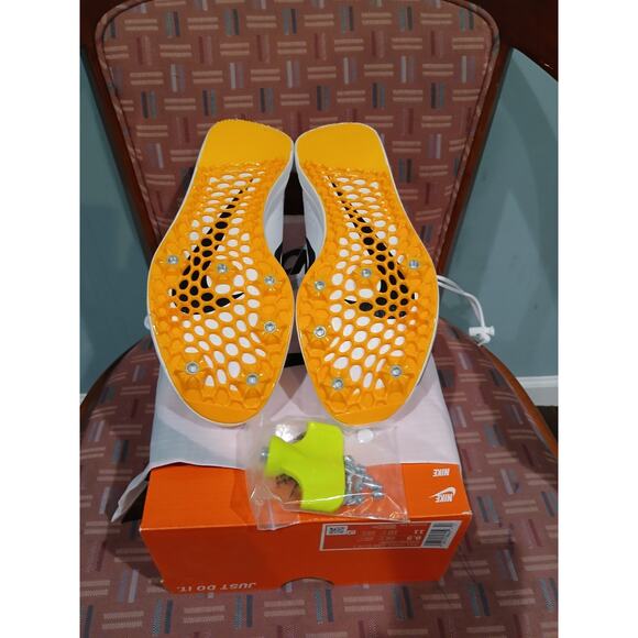 New Men's 9.5 Nike TJ Triple Jump Elite 2 Track Shoes White Black Spikes - Picture 5 of 10